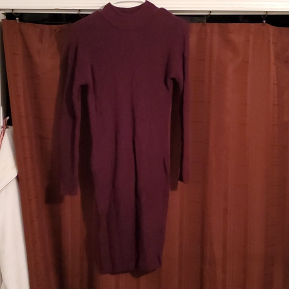Sweater dress - Picture 1 of 3